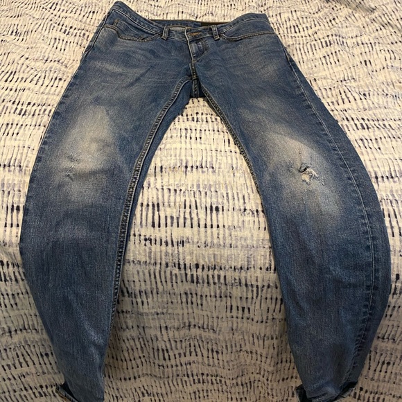 Men’s Distressed Treasure and Bond Jeans (31x32) - Picture 5 of 5